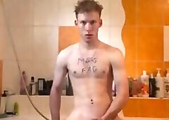 Redhead twink wants to be shared everywhere