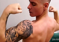 Ivan Kolos - Jacking Off While Rubbing His Perfect Abs