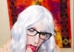 Blow job training in couch.