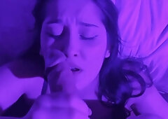 coshy en collant joue a la coquine