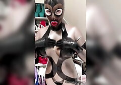 A very sexy summer day in full latex. When my hair is freshly dyed it begins trickling red drops when I sweat. So always get to be careful coz it can 