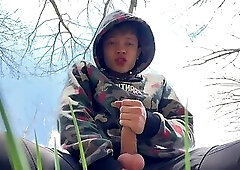 Sweet Boy Jerking his Big Dick (23cm) Outdoor &#x2F; Huge Cumshot on Camera &#x2F; College Boy