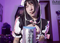 Tyer Waifu helps man CUM with Autoblow