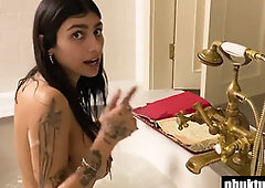 Indian Pornstar Mia Khalifa Returns to Porno