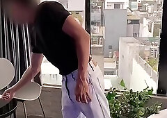 Seduce the waiter(More of me)