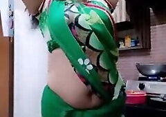 Manju Queen Manju Jangra Instagram Model Kitchen Show Nevel Showing Tango App