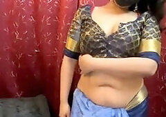 LuscousPussy Indian Bhabhi Ki Sexy Seducing Dance