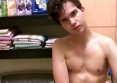 East Boys: Hairless twink John Hunt jerking big dick at the casting