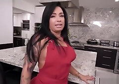 Thick Booty Brunette Latina Milf Pawg Gets Big Black Cock