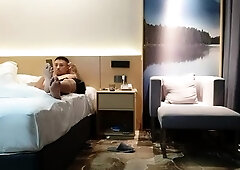 Amateur gives husband blowjob live on cam
