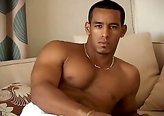 Joey Lunas Showering And Then Jacking Off