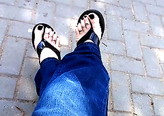 Heelex shows off her fabulous feet outdoors in high heels