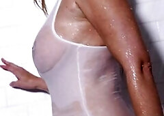 Julia Ann Widens Her Legs Wide In The Shower For A Solo Delight!