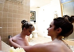 ExCoGiGirls-Want Chemistry? I'll Show You Chemistry