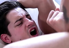 Pierre Fitch Pounds Taylor Reign