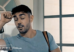 Sneaky B&B owner seduces and pounds stranded athlete - Nico Coopa, Brock Banks