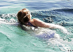 Four eyed buddy fucks asshole of charming shemale Cassie Woods missionary