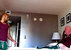 Coach bareback, amateur coach, gay handjob cum