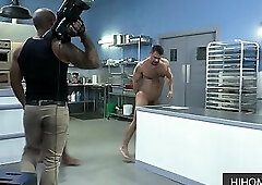 Cashier gets his daily dose of gay cock