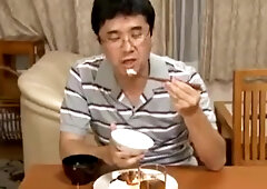 02335,A bitch is fully exposed during sex!