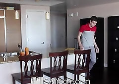 Steamy Sex For Beefy Guys