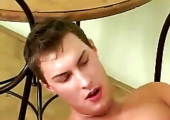 Toon crash 23 twink frined fuck