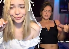 Webcam Foursome Sluts Share Big Cocks – Double Blowjob