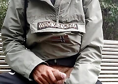 Fapping on the bench