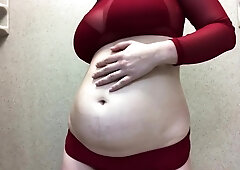 Bikini Belly - amateur preggo fetish