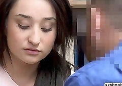 Isabella let Perverted LP fucks her pussy