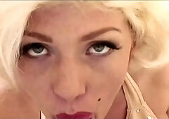 Sneaky pornstar Victoria Vonn doggystyle movie