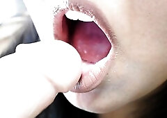Fleshly Throat Teases Schlong Head