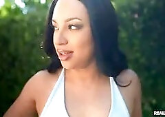 Shooting Her Shot / Reality Kings