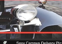 Hawt Campus Delivery Pizza(gamejolt.com)( MySexGames.com) adventure