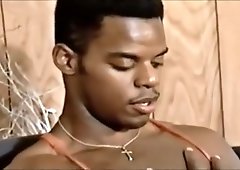 Hot Black Vintage Solo