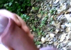 ALGAYCHO JO IN THE WOOD WITH FRIEND 3