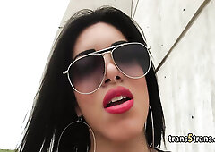 Chubby sheshaft enjoy good fuck