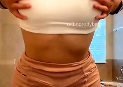 Close up amateur masturbating solo