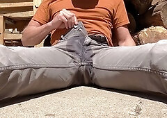 Discover outdoor piss spray fun