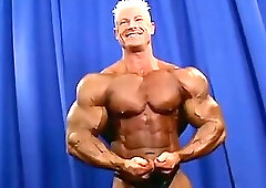 Chris Cook Sexy Posing Backstage @ 2003 NPC USA's
