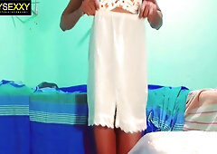 Sri Lankan - Girl Sex පැඩ් මාරැ කරනවා බලන්න ආස කොල්ලන්ට