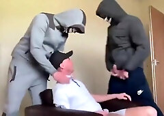 English Chav Acquires Barebacked & Jo-bag Poked